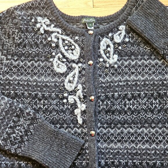 Eddie Bauer Womens Grey Fair Isle Lambs Wool Cashmere Cardigan Sweater Beaded M - Picture 2 of 12
